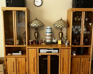 Entertainment center