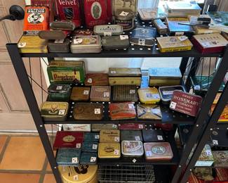 Tobacciana Collections