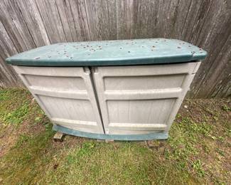 Outdoor storage bench
