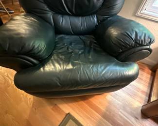 Leather oversized chair