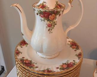 Royal Albert Old Country Roses