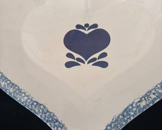 Pottery heart