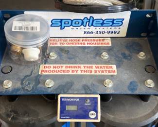 CR Spotless Water Systems professional-grade de-ionized (DI) water filtration system designed to produce 100% spot-free water for washing cars, RVs, motorcycles, and windows