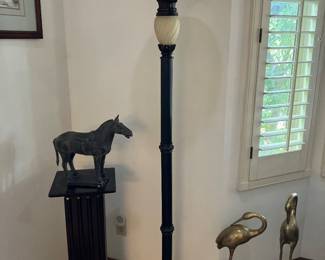 Pedestal 