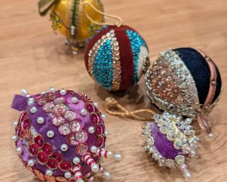 Push Pin ornaments