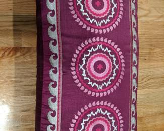 Stool Like new condition 25x12