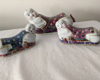 Porcelain Head Rests Set of 3 Like new condition