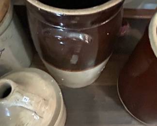 TwoTone Stoneware Crock with Lid, Size