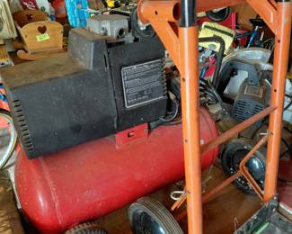 Craftsman 8 Gallon Compressor (Garage)