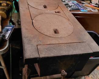 Cast Iron Antique Stove (Basement)