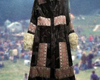 90s/Y2k does 70s pennylane coat