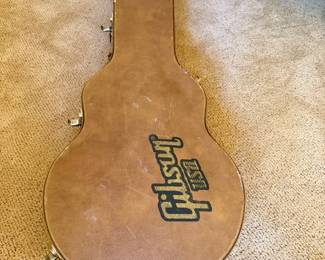 Gibson guitar case