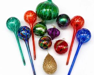 49 VintageArtGlassOrnamentGardenGlobeLot