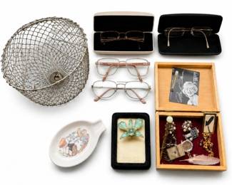 175 VintageVersaceEyewearCollectiblesMixedLot