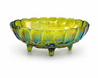 86 VintageCarnivalGlassFootedFruitBowlGreenIridescent