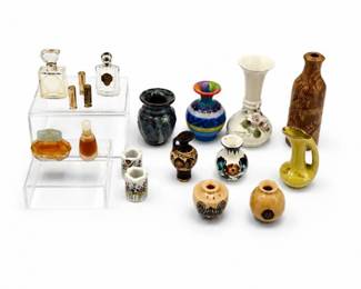 30 VintageMiniatureVaseBottleFigurineCollectionLot