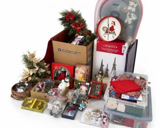 139 VintageChristmasDecorMysteryLotOrnamentsMore