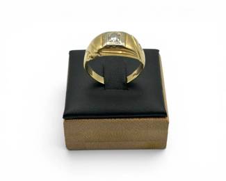 1 14KGoldDiamondMensRingTested46g