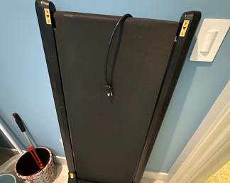 Urevo walking pad