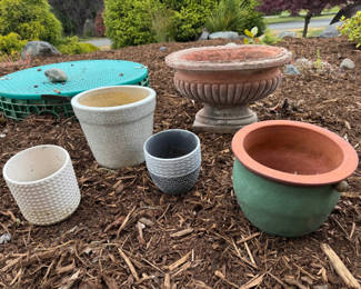 Lot 138: Mixed Garden Planter Lot