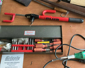 Lot 182: End Of The Job - Downsizing Lot
