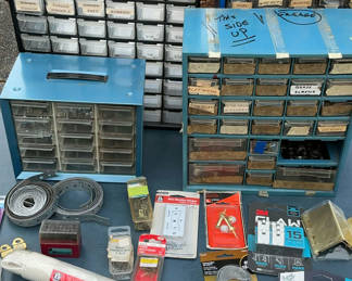 Lot 193: Hardware And Holders