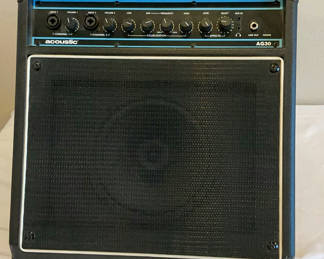Lot 20: Acoustic Amp