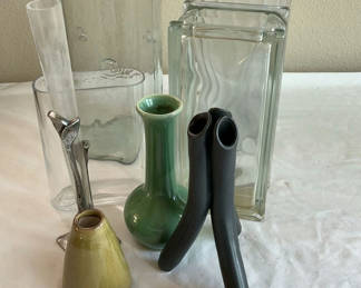 Lot 43: Vases and Flower arranging Items