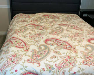 Lot 25: Queen Bed Mattress and frame, comforter