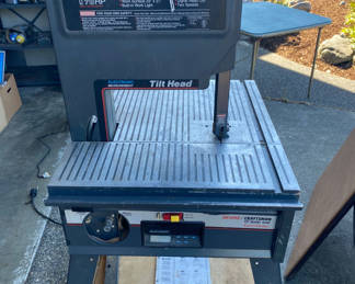 Lot 90: Craftsman Electronic Band Saw