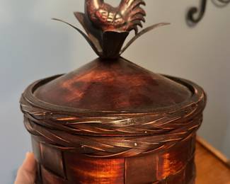 Rooster Container