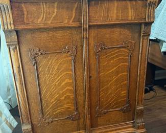 Antique Quartersawn Oak Cabinet