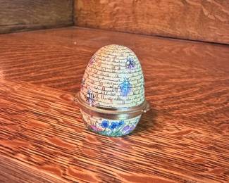 Staffordshire Enamels Trinket Box "Beehive"