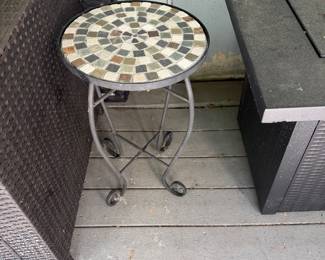 Plant stand
