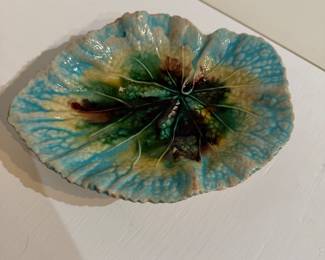 antique Etruscan Majolica Begonia leaf dish