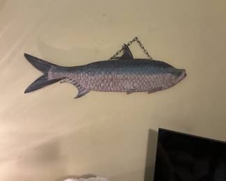 Metal fish