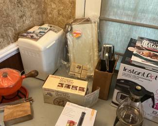 Bread maker, warming plate, instant pot, mixer