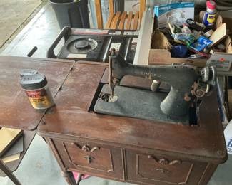 Old singer sewing machine