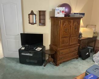 TV With stand, chest of drawers