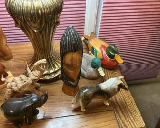 More figurines