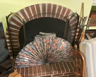 Fireplace screen