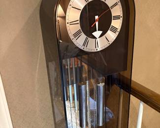 Floor clock