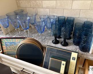 Blue glassware and charges and coasters
