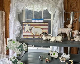 Curtain Sets & Decorative Lambs