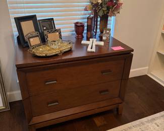 2 drawer locking file cabinet