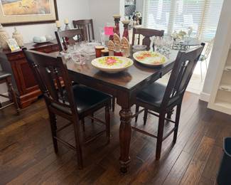 Bar Height dining table and chairs with Butterfly leaf from Havertys 6 chairs!