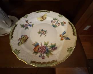 Herend Queen Victoria China (Set of 12 pristine salad or small luncheon plates)