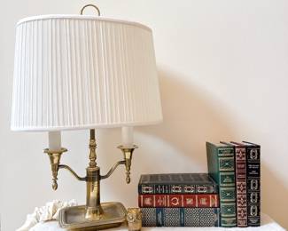 frederick cooper brass lamp bouillotte, complete short stories mark twain 1957, The Grapes of Wrath by John Steinbeck International Collectors Library 1958, the tragedies of william shakespeare international collectors library, of human bondage international collectors library, Small Vintage Brass Owl Paperweight Ornament