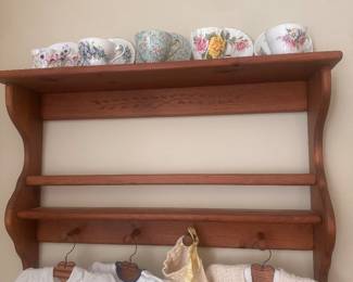 Wall shelf