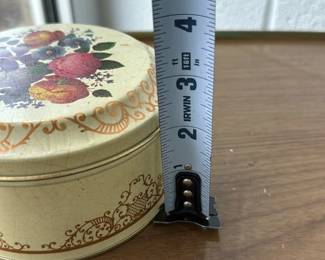 Small Vintage Floral Tin